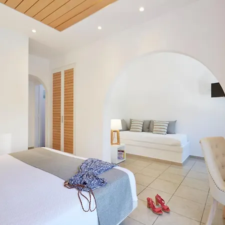 Hermes Hotel Kamari (Santorini)