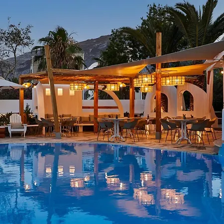 Hermes Kamari (Santorini)