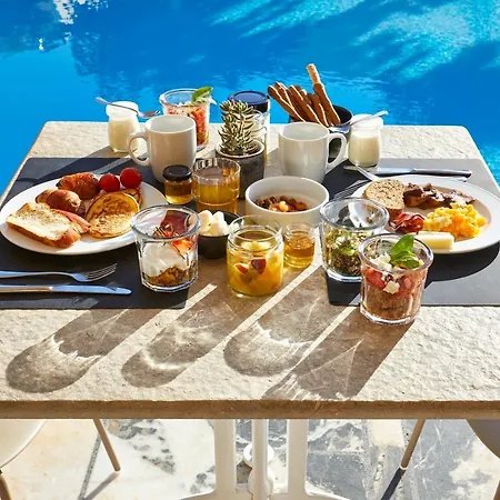 Hermes Hotel Kamari (Santorini)